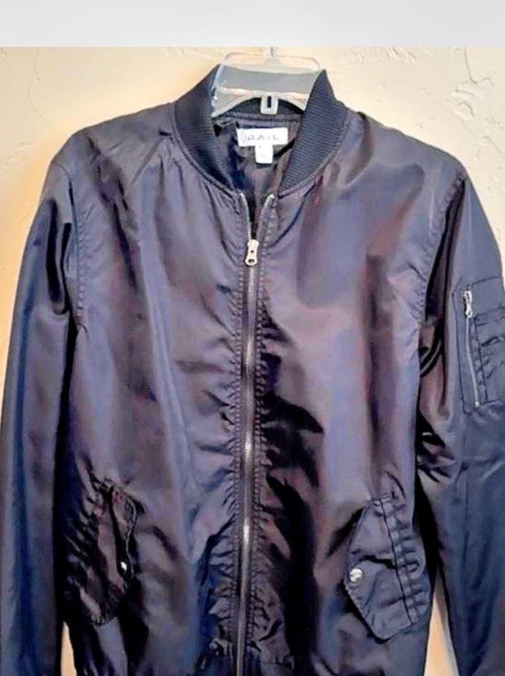 RAIL Bomber Jacket in Black Size Medium